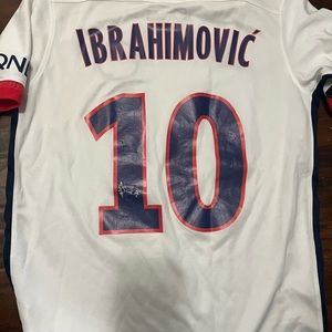 Authentic boys soccer jersey Fly Emirates purchased in England